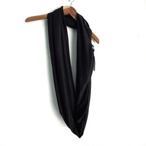 🆕 Beyond Yoga pocket infinity scarf black NWT